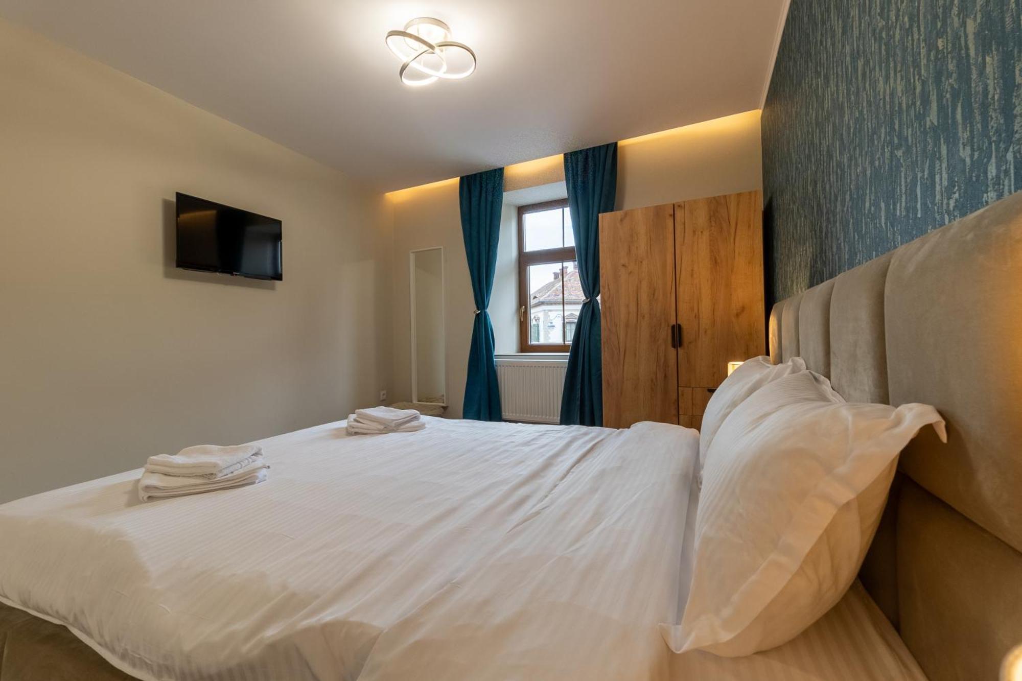 Hotel Epic Boutique Sibiu Esterno foto