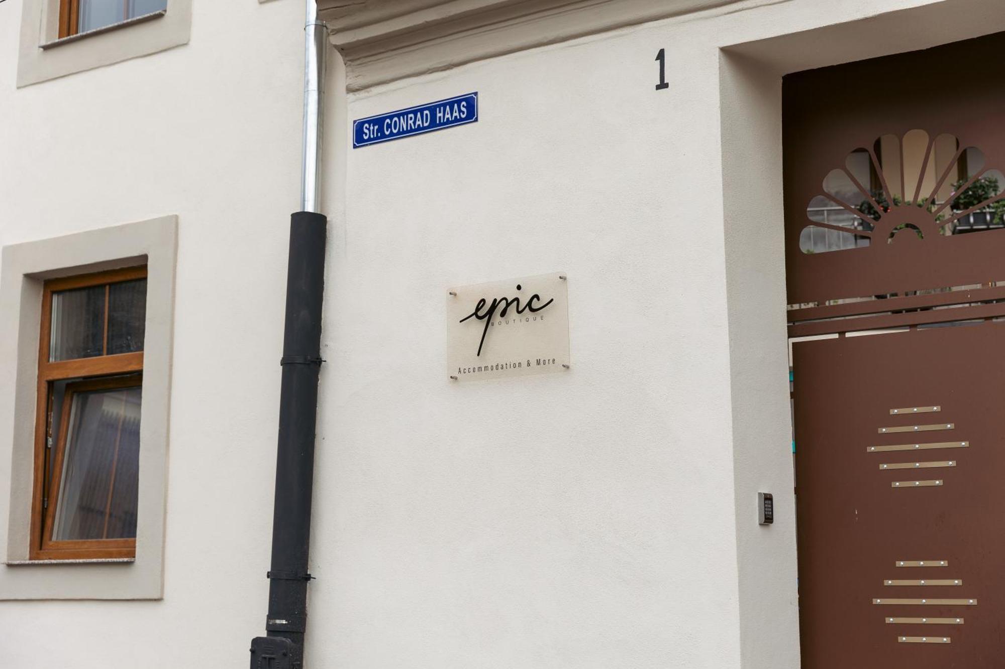 Hotel Epic Boutique Sibiu Esterno foto